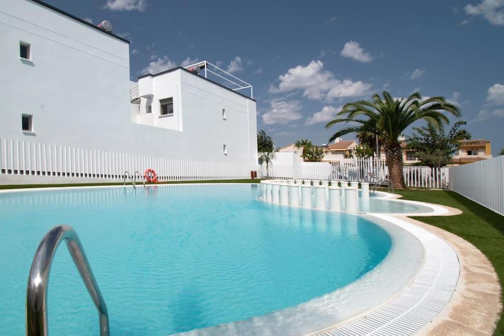 Torrebeach Torre de la Horadada Екстер'єр фото