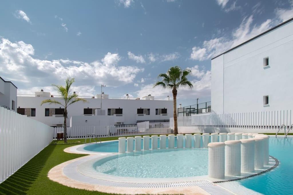 Torrebeach Torre de la Horadada Екстер'єр фото